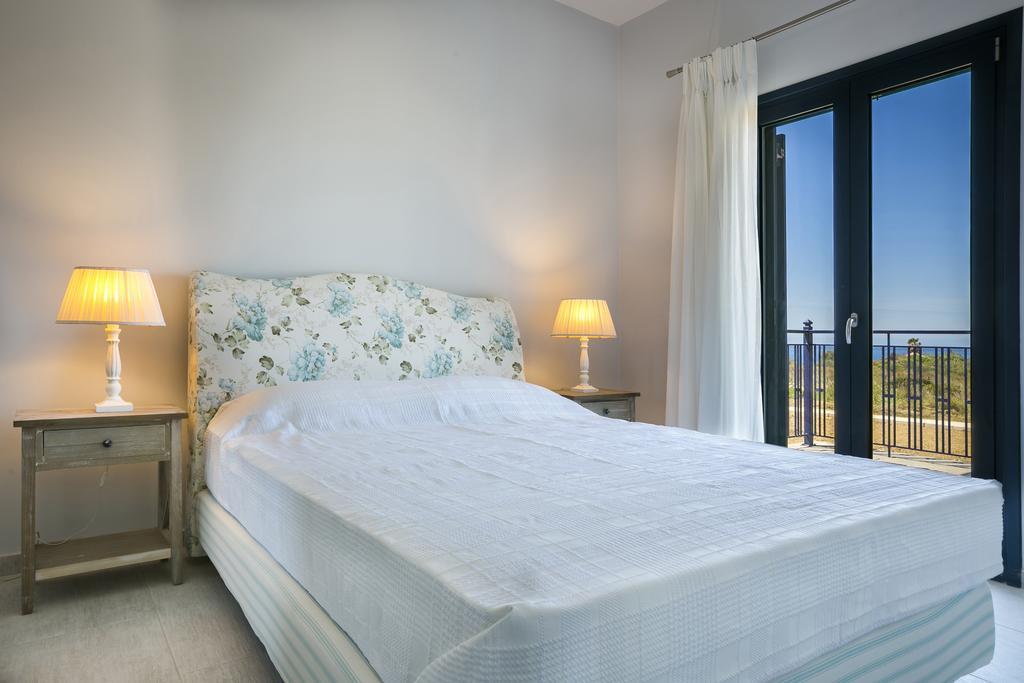 Seirios Luxury Villa Svoronata Esterno foto